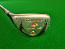 Load image into Gallery viewer, TaylorMade Rescue 4 Hybrid LH 22° Regular
