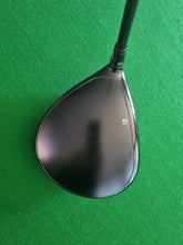 Load image into Gallery viewer, TaylorMade Stealth Plus+ Driver 10.5° Stiff with Cover
