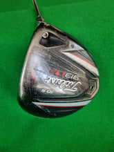 Load image into Gallery viewer, Titleist 913D2 Driver 10.5° Regular
