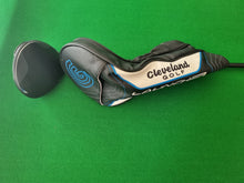 Load image into Gallery viewer, Cleveland Launcher XL Lite Driver 10.5° Stiff with Cover
