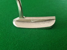 Load image into Gallery viewer, Nike Unitized Retro Putter 35&quot;
