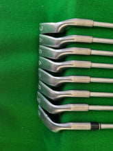 Load image into Gallery viewer, Ping Eye 2 Irons 3 - PW Green Dot Regular
