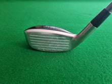 Load image into Gallery viewer, Cleveland Launcher DST 2i Hybrid 18° Stiff
