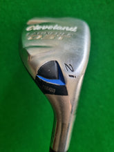 Load image into Gallery viewer, Cleveland Launcher DST 2i Hybrid 18° Stiff
