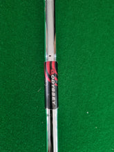 Load image into Gallery viewer, Odyssey White Ice 1 Putter 35&quot;
