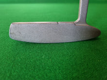 Load image into Gallery viewer, Spalding Putter 35&quot;
