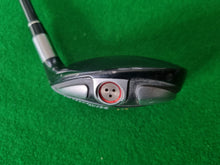 Load image into Gallery viewer, TaylorMade R5 XL Mid 4 Hybrid 22° Regular
