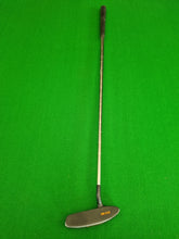 Load image into Gallery viewer, Spalding Pro Flite Putter 35&quot;
