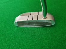 Load image into Gallery viewer, Odyssey Dual Force Rossie II Putter 36&quot;
