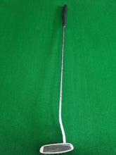 Load image into Gallery viewer, Odyssey Dual Force Rossie II Putter 36&quot;
