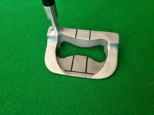 Load image into Gallery viewer, Espada Broomstick Putter 53&quot;
