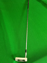 Load image into Gallery viewer, Espada Broomstick Putter 53&quot;
