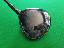 Load image into Gallery viewer, Callaway Epic Flash Driver 9° Stiff with Cover
