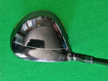 Load image into Gallery viewer, Callaway Epic Flash Driver 9° Stiff with Cover
