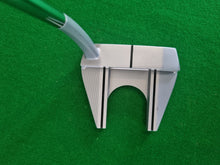 Load image into Gallery viewer, Odyssey White Hot OG 7 Nano Putter 35&quot; with Cover
