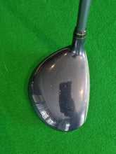 Load image into Gallery viewer, Srixon W-403 AD 5 Wood 18.5° Ladies with Cover
