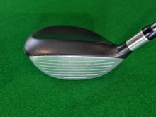 Load image into Gallery viewer, Cleveland HiBore 3 Wood 15° Regular
