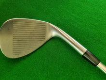 Load image into Gallery viewer, Cobra King Versatile Gap Wedge LH 52° Stiff
