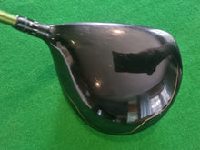 Load image into Gallery viewer, Cleveland Custom 588 Driver 9° Stiff with Cover
