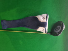 Load image into Gallery viewer, Cleveland Custom 588 Driver 9° Stiff with Cover
